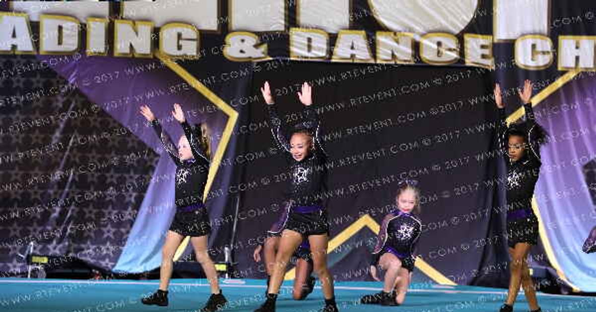 Douglasville Cheer Stars Moonlight · Cartersville