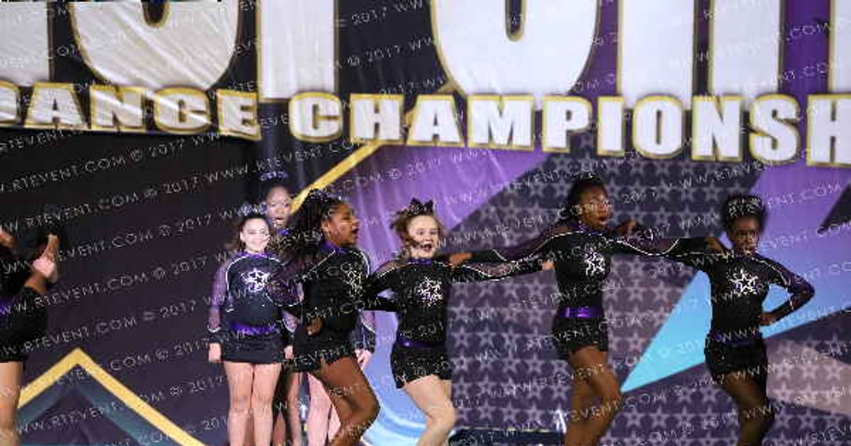 Douglasville Cheer Stars Supernova · Cartersville