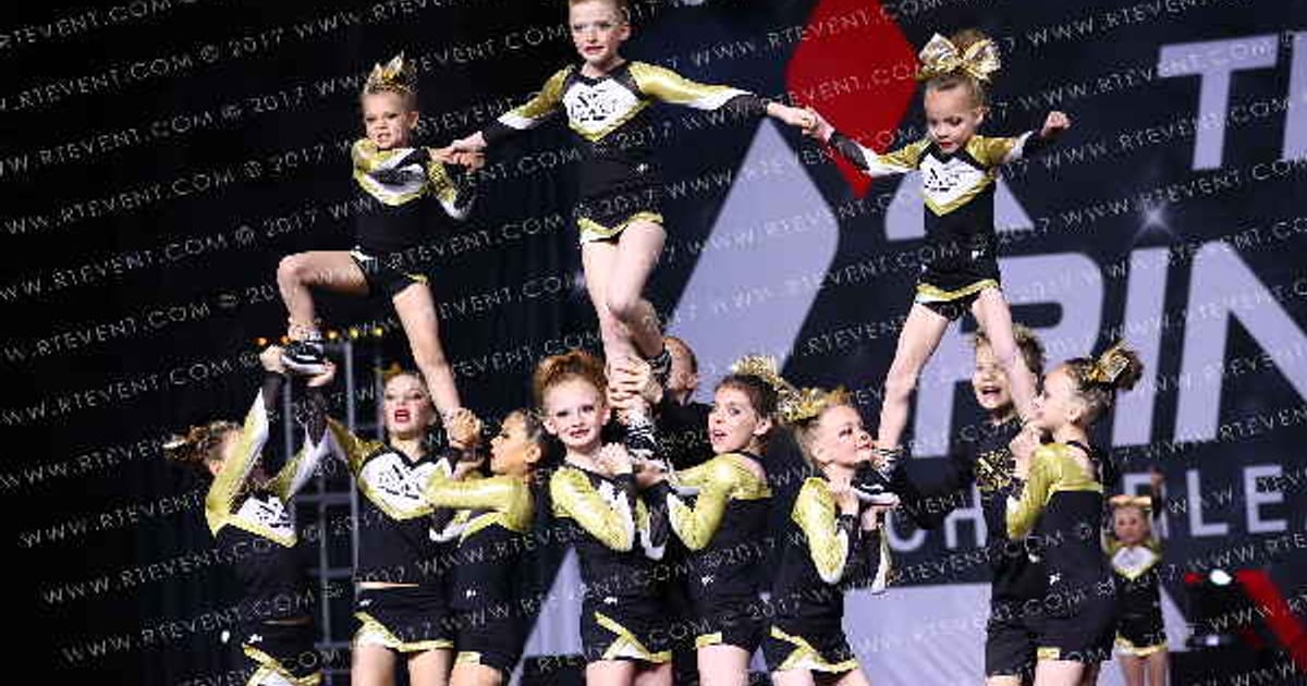 FLIPPERS XTREME CHEER · The Pinnacle Cheerleading Championship
