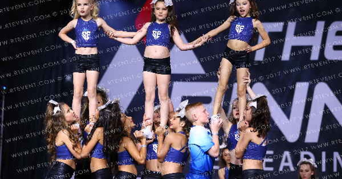 AZ STORM ELITE ROYALS · The Pinnacle Cheerleading Championship
