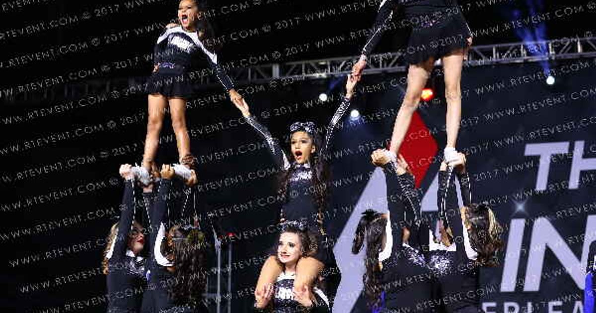 BLINGING ATHLETICS BLING QUEENS · The Pinnacle Cheerleading Championship