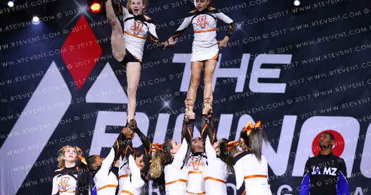 VACAVILLE ELITE TRIPLE THREAT · The Pinnacle Cheerleading Championship