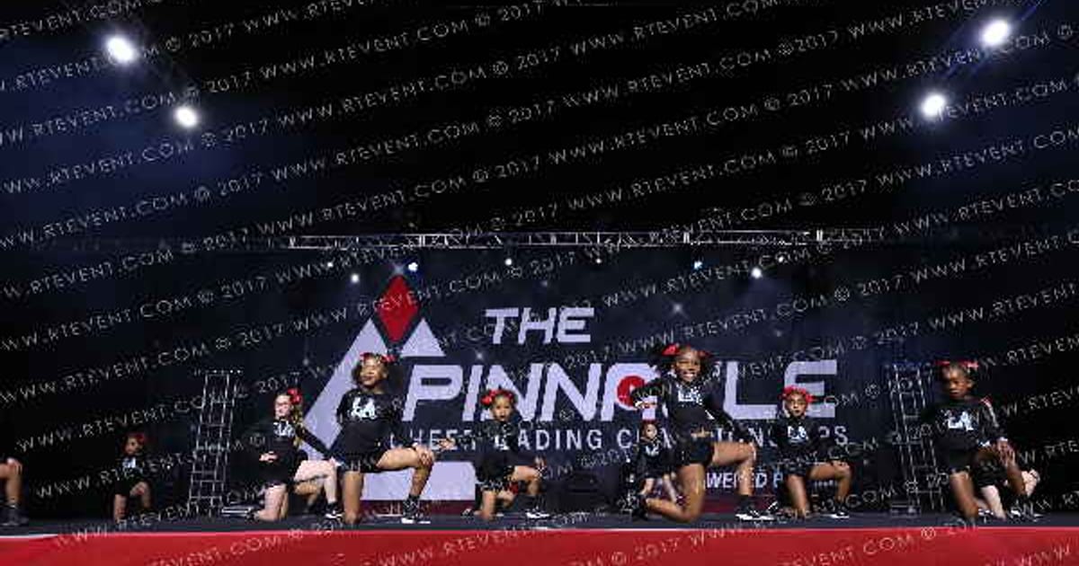 LA DREAM ALL STARS STARLIGHT · The Pinnacle Cheerleading Championship