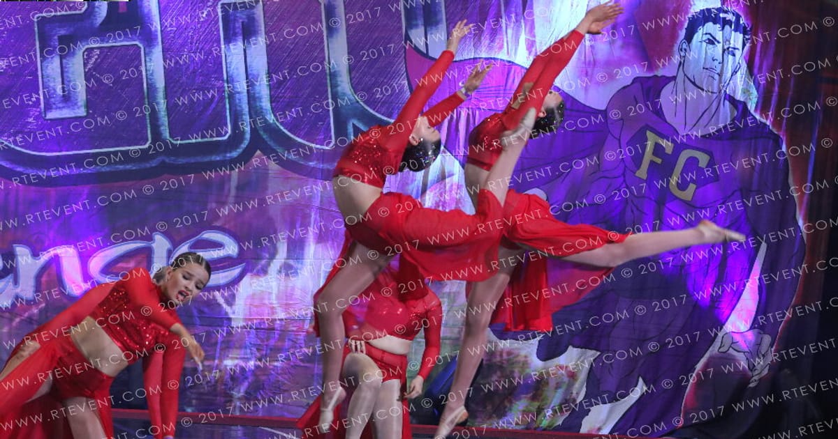 Team Love Cheer Queens · Superhero Spirit Challenge
