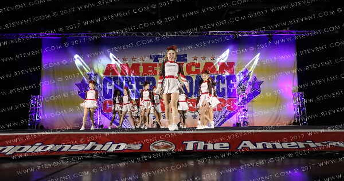 Cascade Elite Cheer Legacy · Northwest Portlans