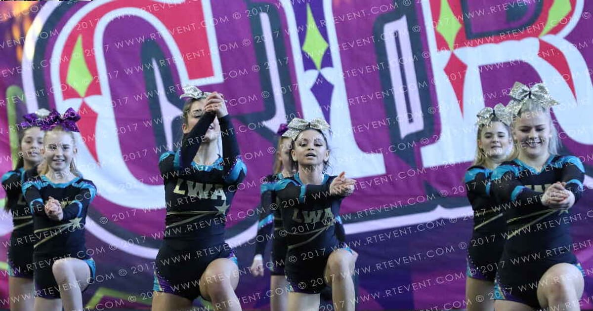 LWA Starlights GOLD · Circus Spectacular