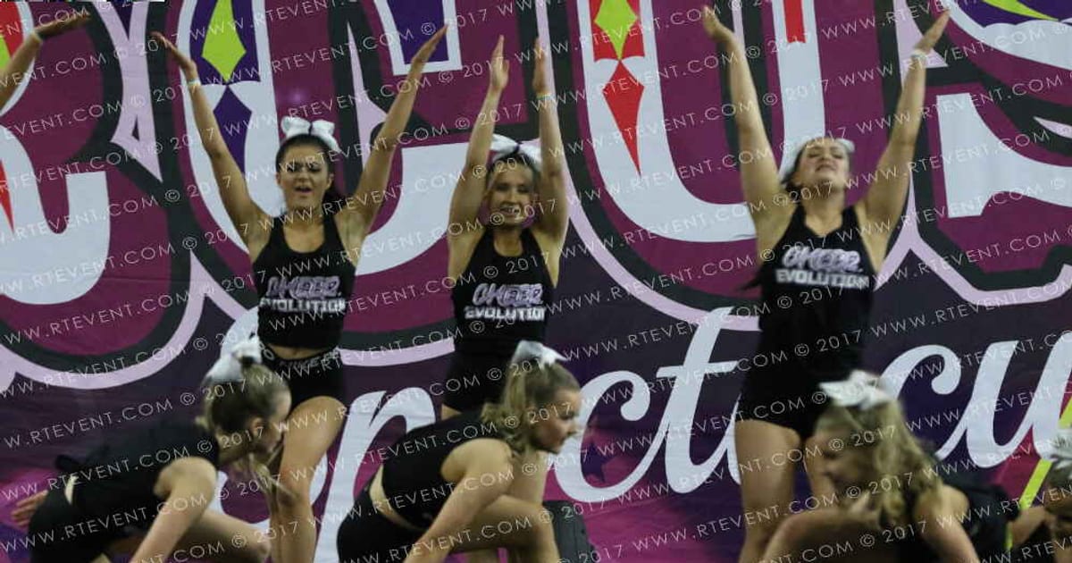Cheer Evolution Veocity · Circus Spectacular