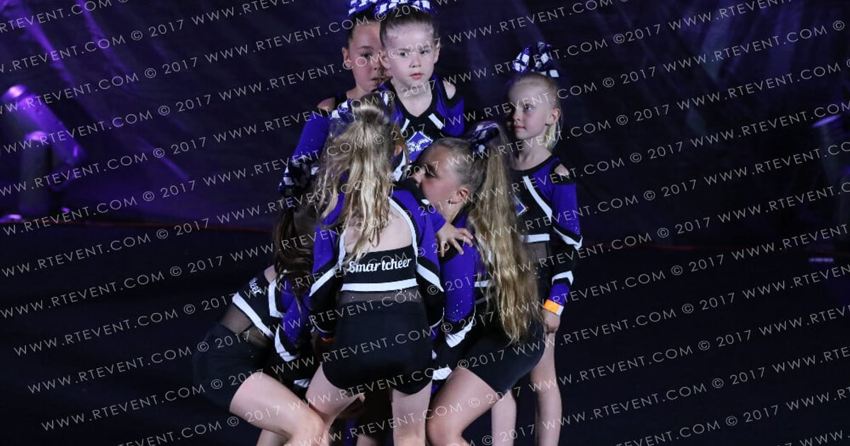 Smartcheer Diamond · Into the Future