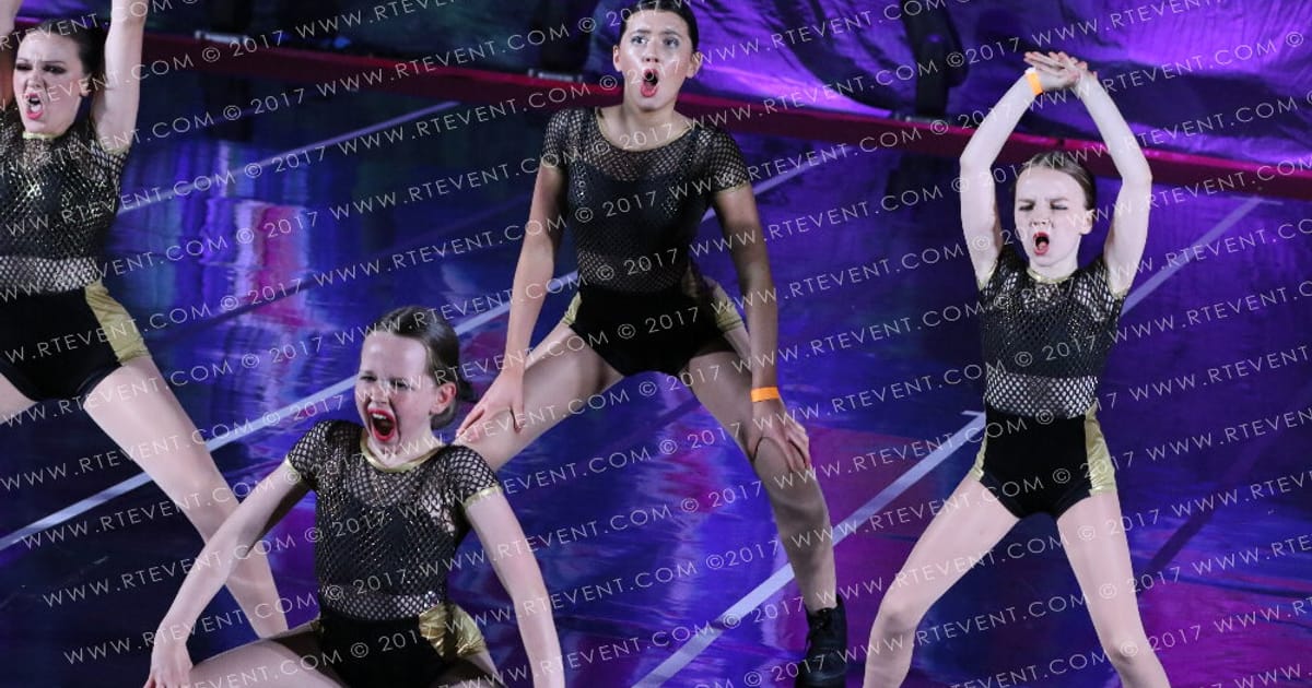 JAZZLE DAZZLE Roar · Into the Future