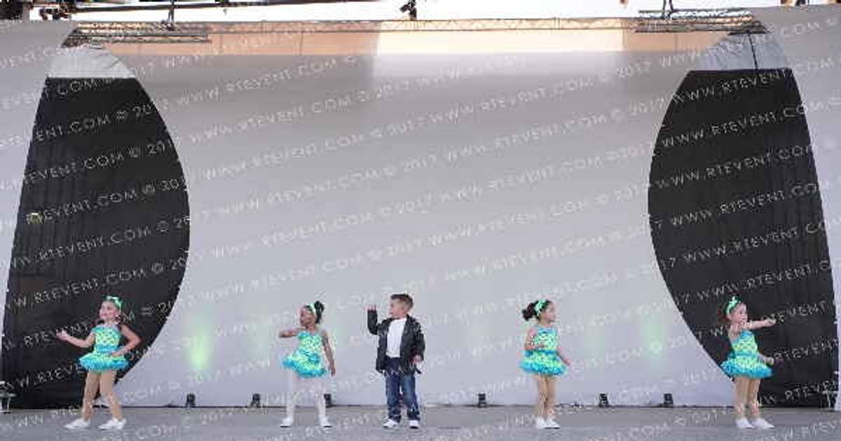 Cruisin For a Bruisin · Recital