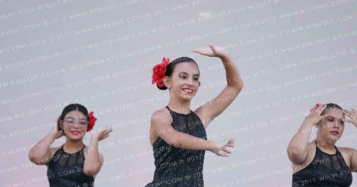 Lets Get Loud · Recital