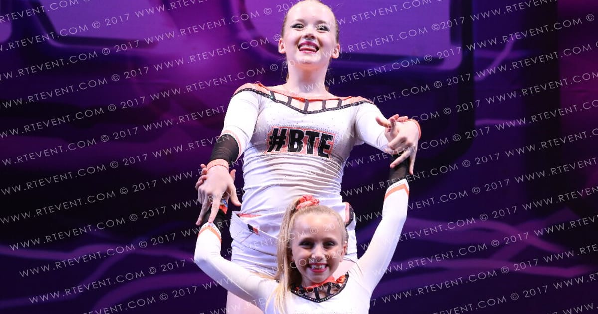 Elements Elite Lady Lightning · FC Internationals