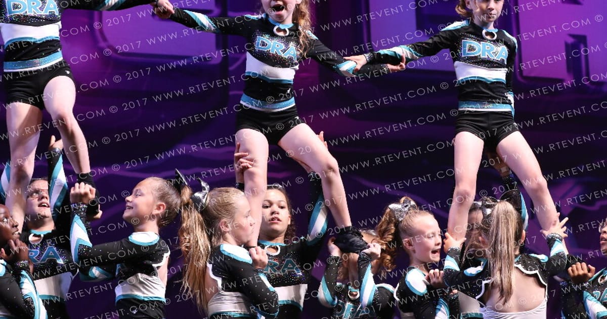Dynasty Reign Allstars Chrome · FC Internationals