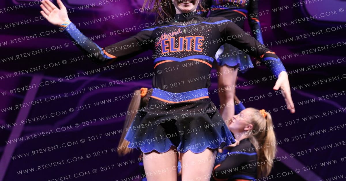 Southend Elite Sports Academy Senior Level 2 Stunt Group · FC Internationals