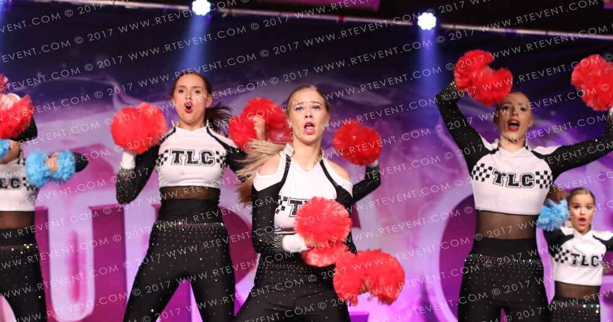 Team Love Cheer IASF Open Pom · FC Internationals