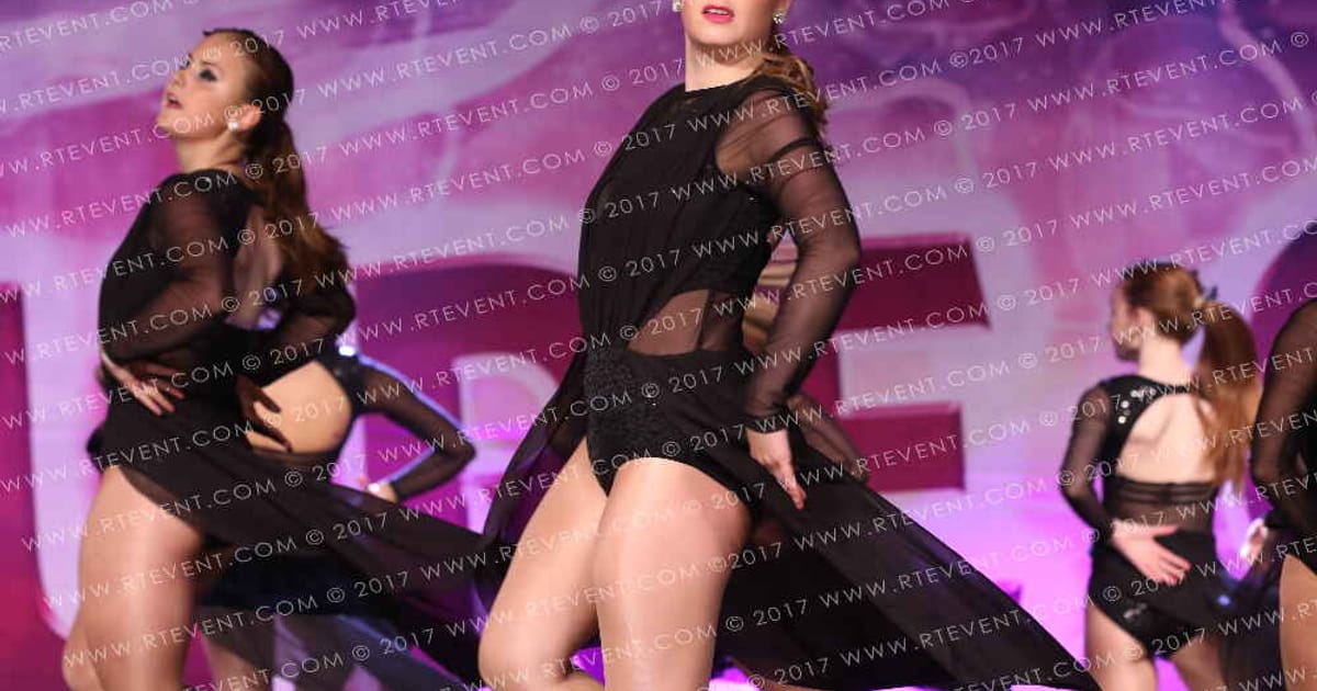 LA Dance and Cheer LA Illustrious · FC Internationals