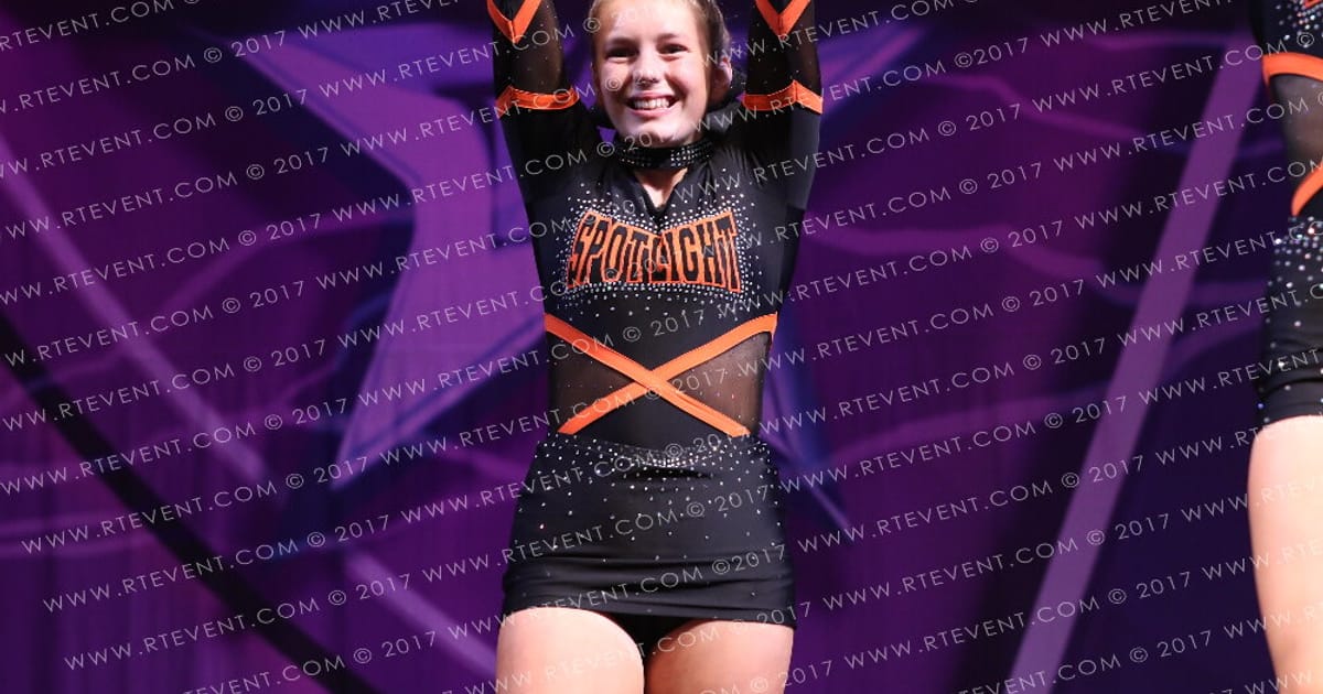 Spotlight Cheer Shine · FC Internationals
