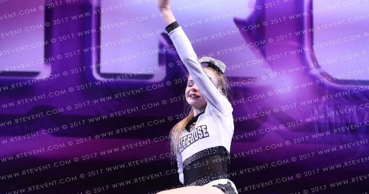 White Rose Cheer Obsidian · FC Internationals