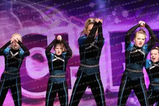 LA Dance and Cheer LA Legends