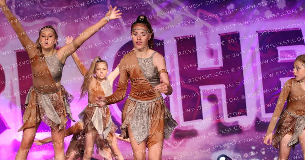 Power Cheer Aurora · FC Internationals