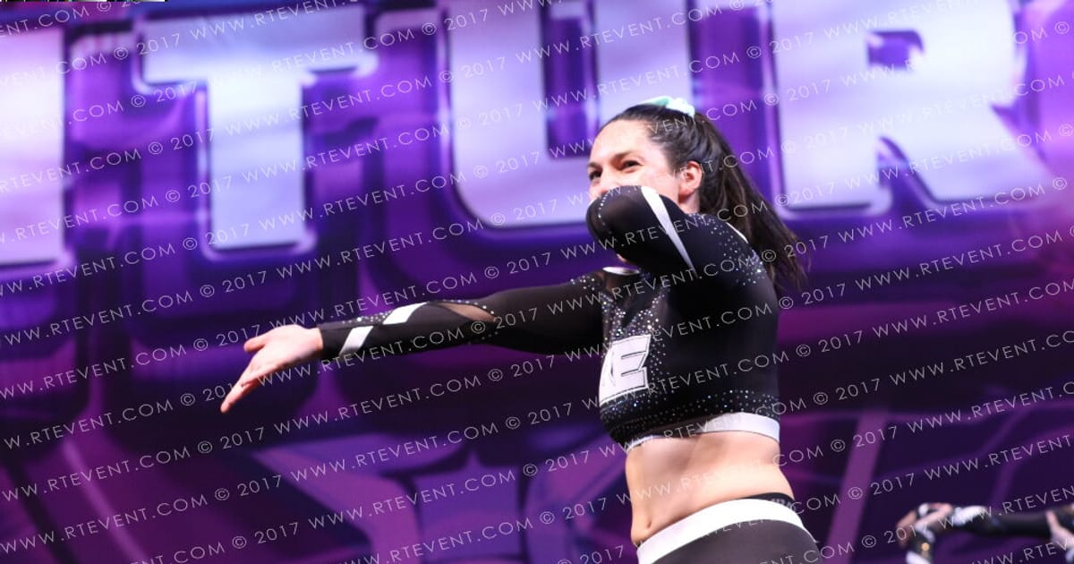 Blackout Evolution International Open Coed Non-Tumbling Level 6 Non Tumbling · FC Internationals