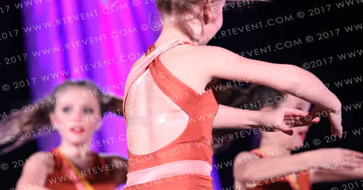 Hot Styles Dance Company Red Wolves Jazz · Holiday Spectacular