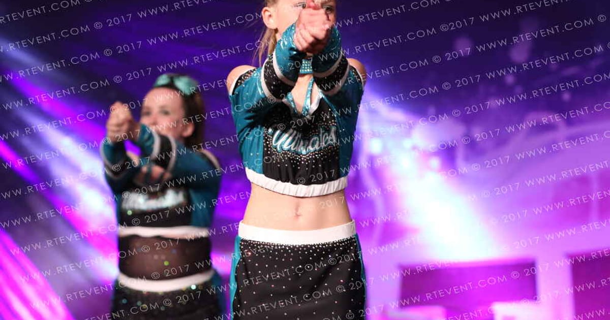 Ultimates cheerleading Ultimates Legacy · FC Internationals