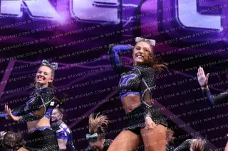 Cheer Worlds Round Team 9