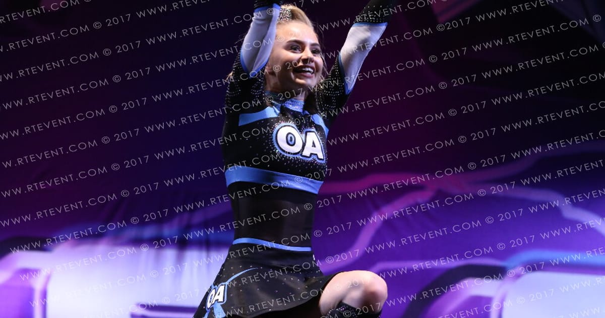 Cheer Worlds Round Team 11 · FC Internationals