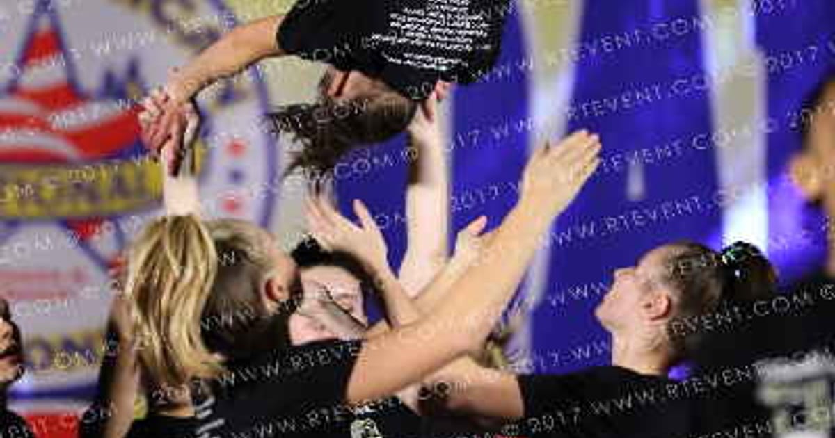 Washington All-Stars Cheer Brigade G.I. Janes · Northwest Portlans
