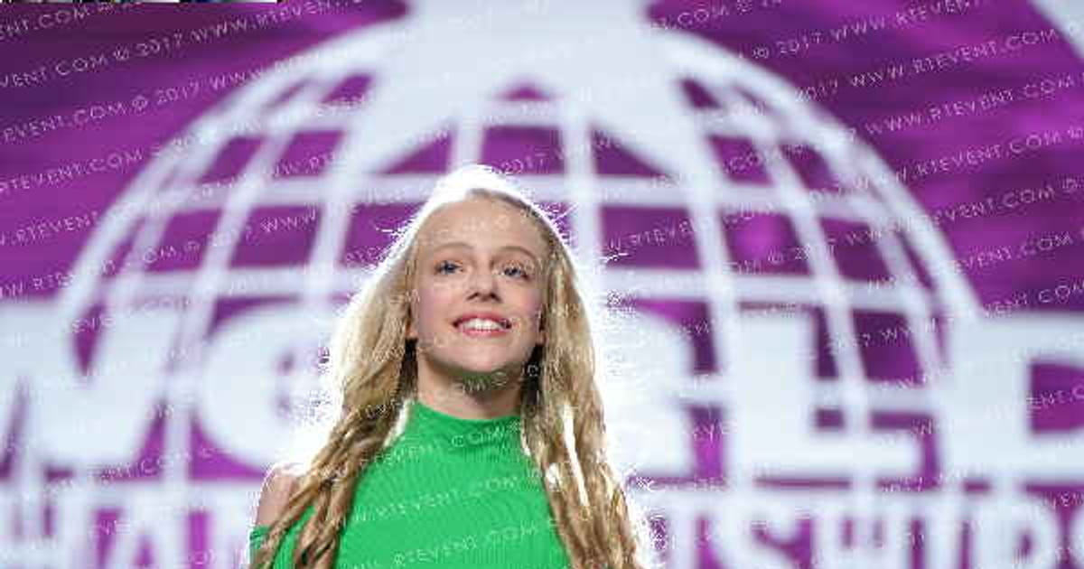 1389 - Giselle Niemand South Africa - Showcase · WCOPA Showcase