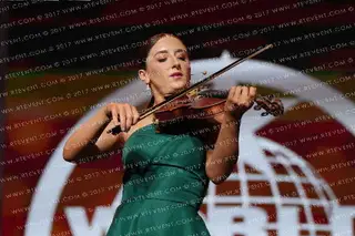 1230 - Niamh Conlan Ireland - Showcase