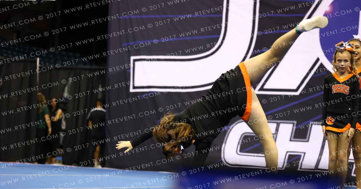 ROSEVILLE JR TIGERS JR MIDGETS · Reload