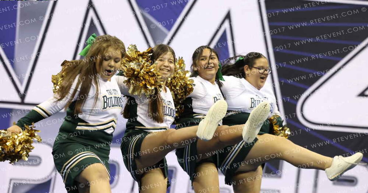 TRICITY BULLDOGS VARSITY · Reload