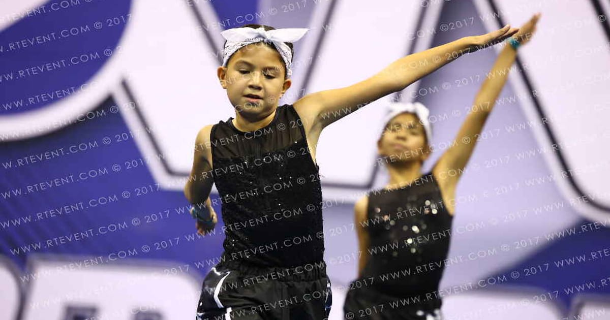 FIREBAUGH FALCON CHEER PEEWEES · Reload