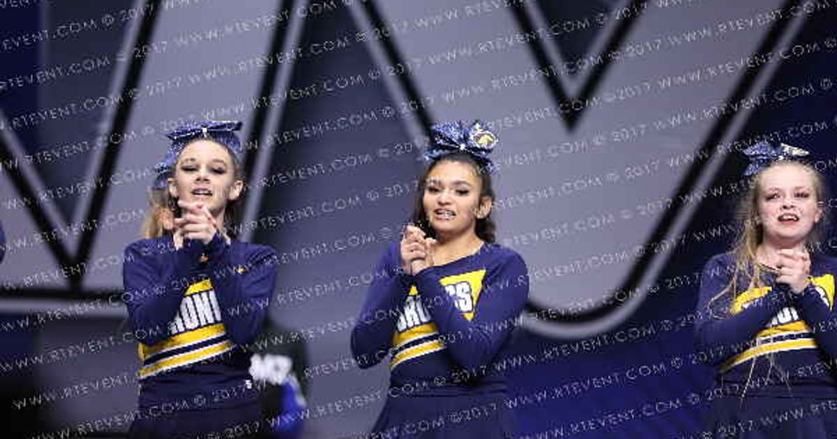 BRONCS VARSITY · DII State Bakersfield Battle