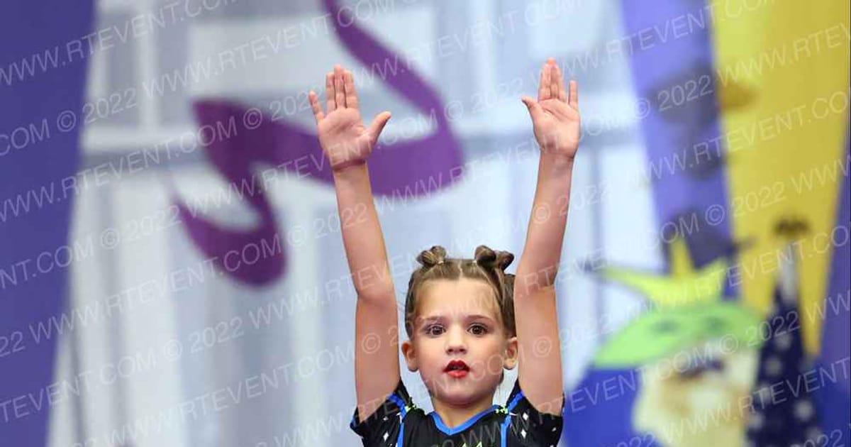 Bannons Cheer Force Padawans · Mardi Gras Galveston Challenge