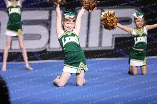 KINGSBURG YOUTH CHEER PEEWEES