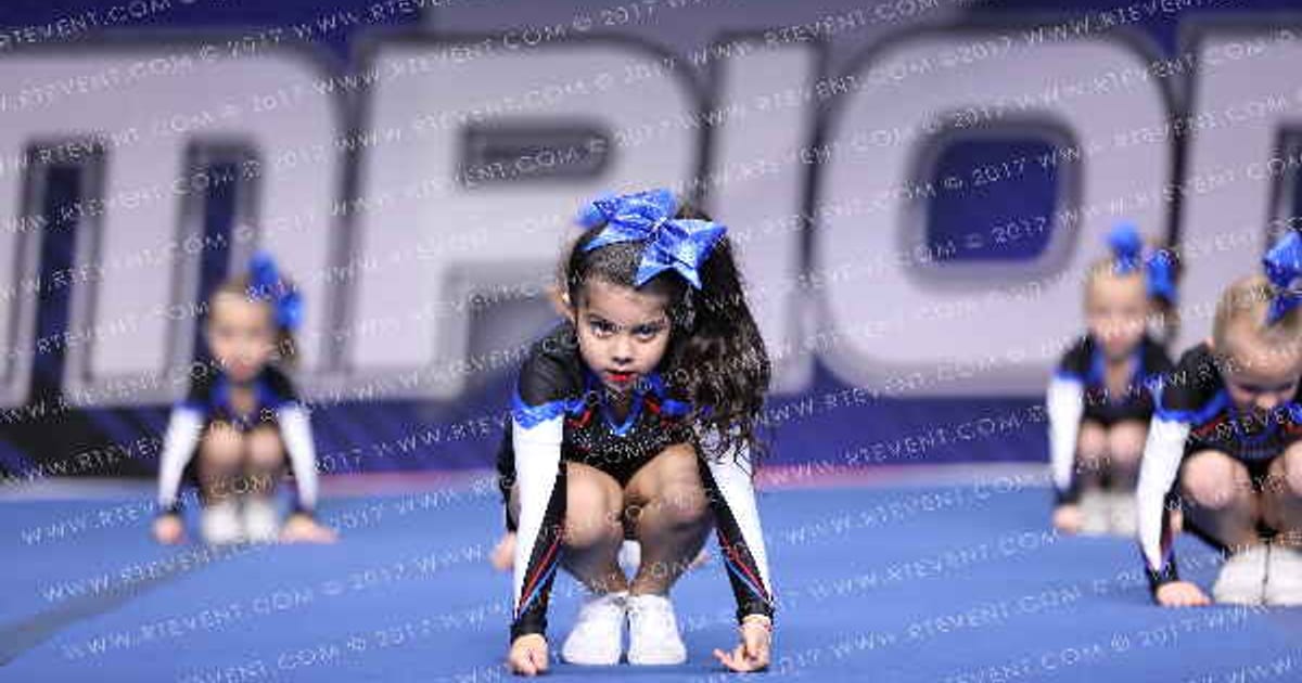 AMERICAN CHEER TINY TWINKLES · DII State Bakersfield Battle