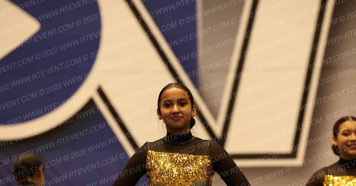 MAYANS CHEER AND DANCE SOLID GOLD · So Cal Classic