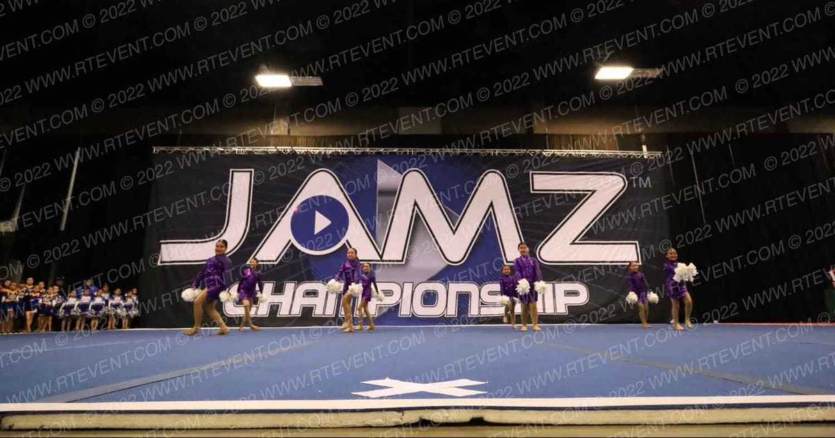 FIREBAUGH FALCON CHEER MIGHTY MITES · Royal Valley