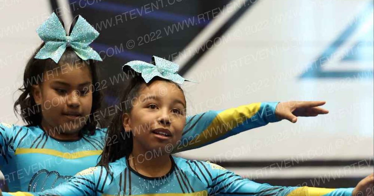 MAYANS CHEER AND DANCE PLATINUM · So Cal Classic
