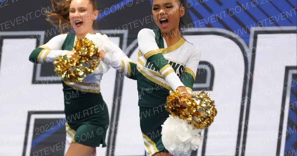 MADERA RANCHOS SENIORS · Royal Valley