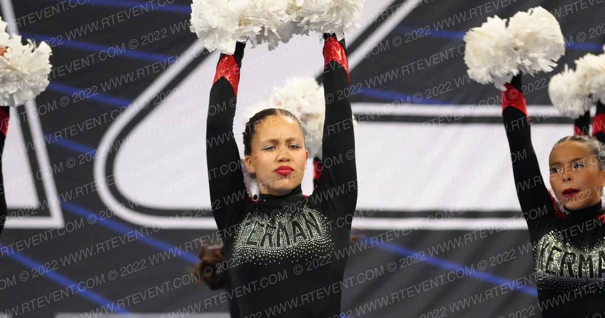 KERMAN YOUTH SENIORS · Royal Valley