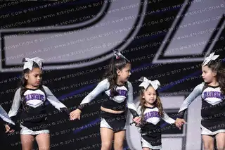 BAKERSFIELD BABY DIAMONDS CHEER