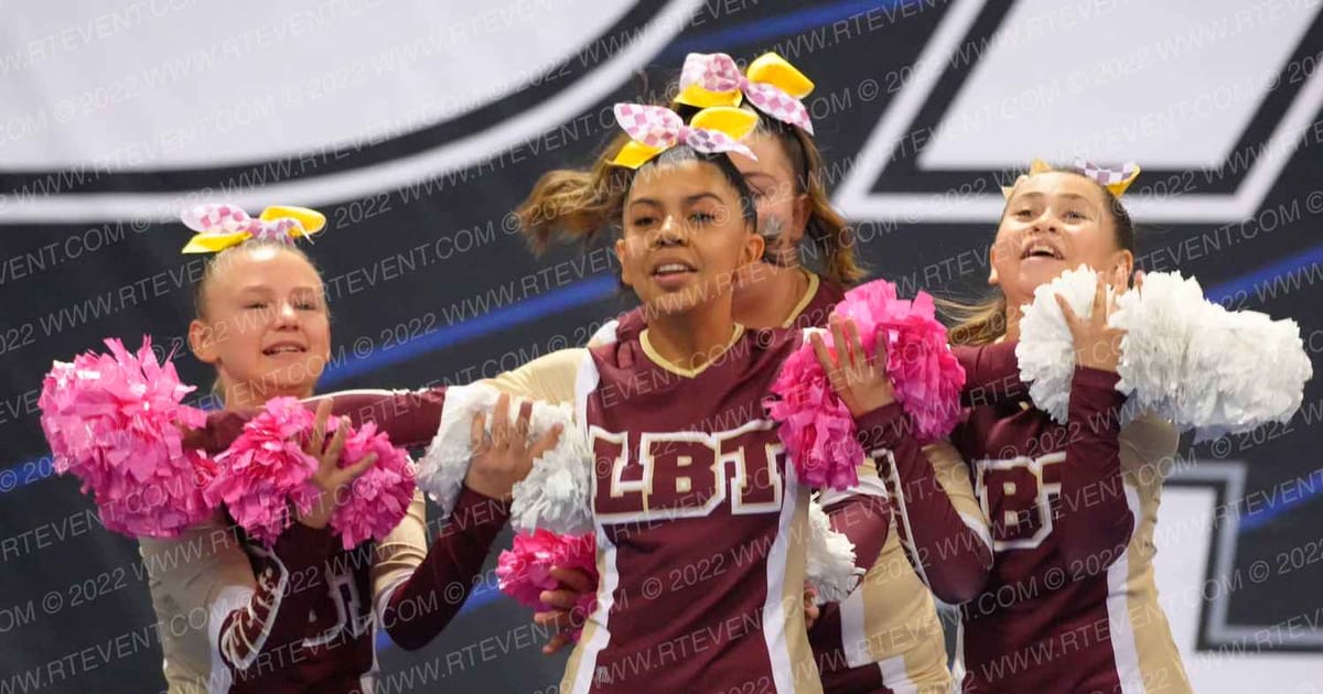 LOS BANOS TIGERS SENIORS · Royal Valley