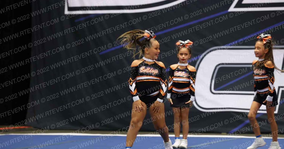 VACAVILLE JR BULLDOGS CADETS · Royal Valley