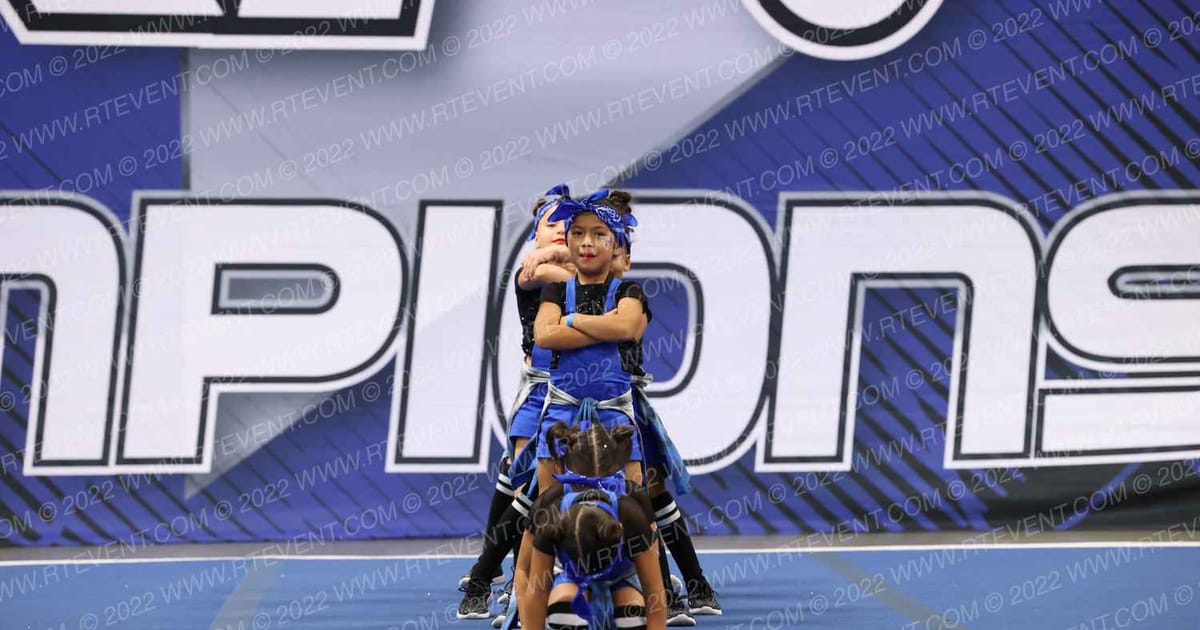 FIREBAUGH FALCON CHEER MIGHTY MITES MIGHTY MITES 6UNDER · Royal Valley