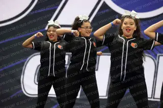SELMA YOUTH GRIZZLIES CHEER JUNIIORS