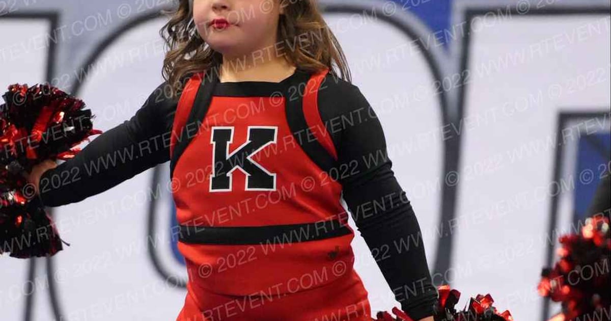 KERMAN PEEWEE MASCOT · Royal Valley